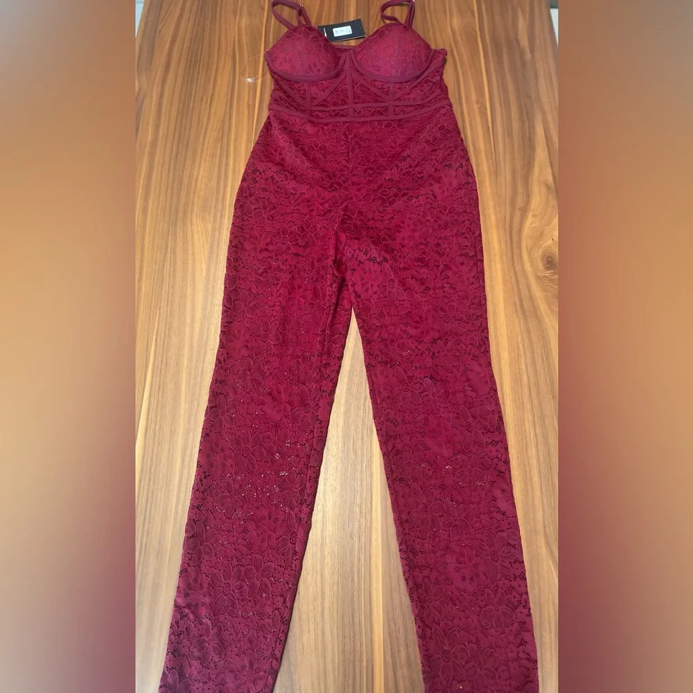 Burgundy lace Jumpsuit - Picture 2 of 6